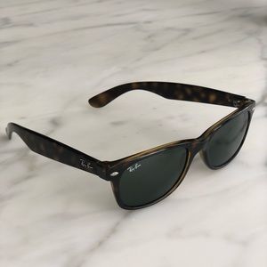 Ray-Ban Accessories - Ray Ban WAYFARER Sunglasses Ray-Ban Accessories - Ray Ban WAYFARER Sunglasses